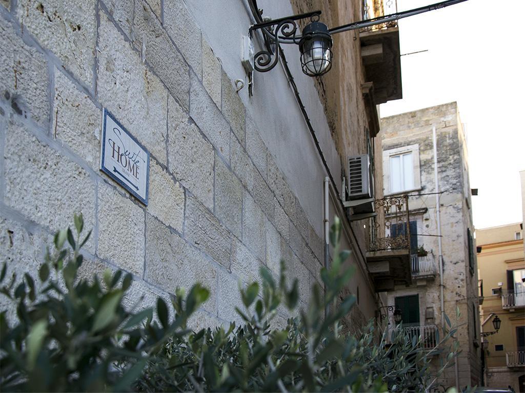 B&B Suite Home Trani Exterior photo